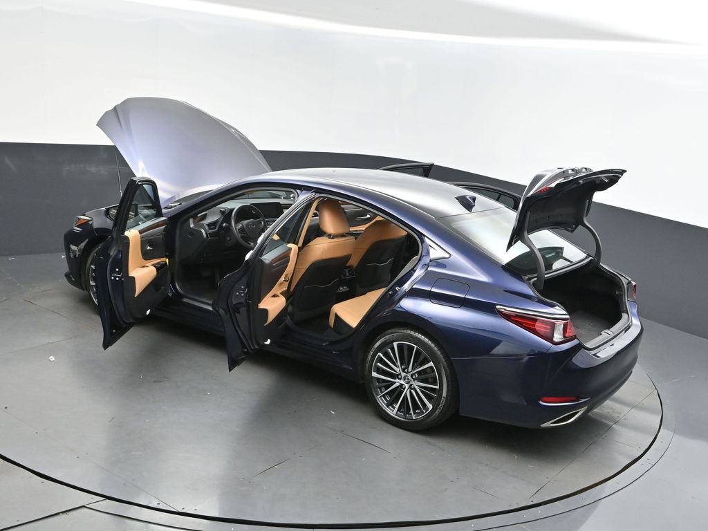 2022 Lexus ES 350 photo 2