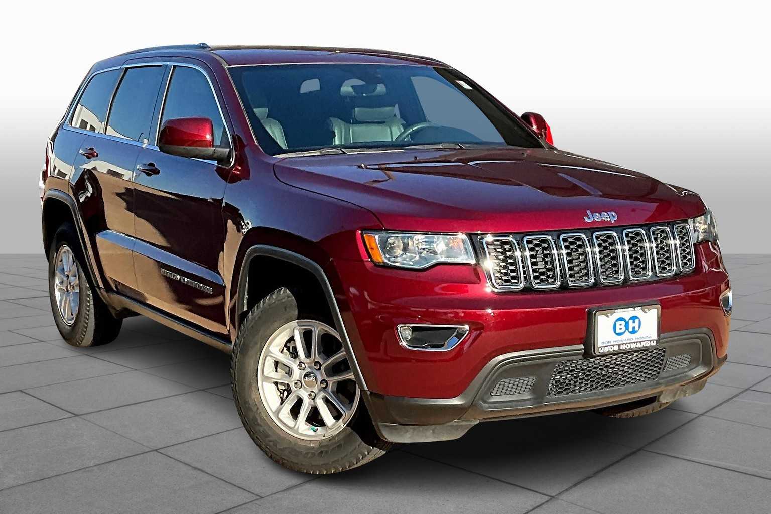 2018 Jeep Grand Cherokee Laredo photo 2