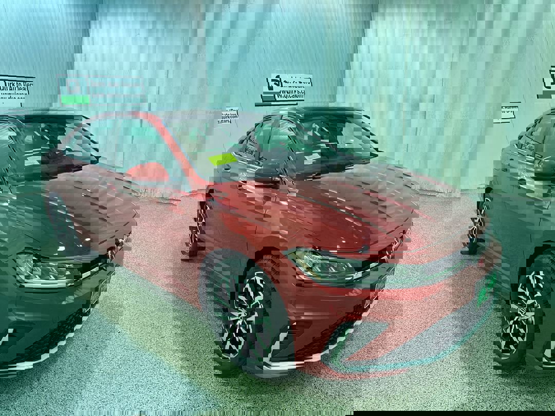 2025 Volkswagen Jetta SE's photo