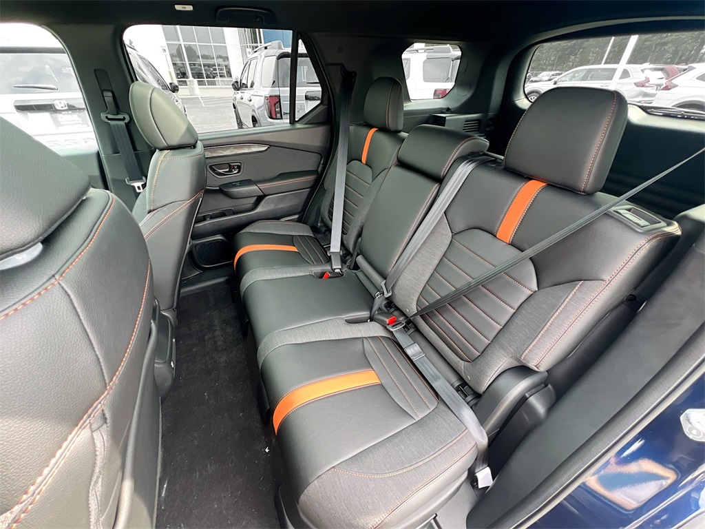 2026 Honda Passport TrailSport photo 8