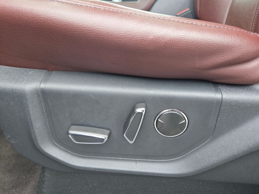 2023 Ford Expedition MAX Limited photo 17