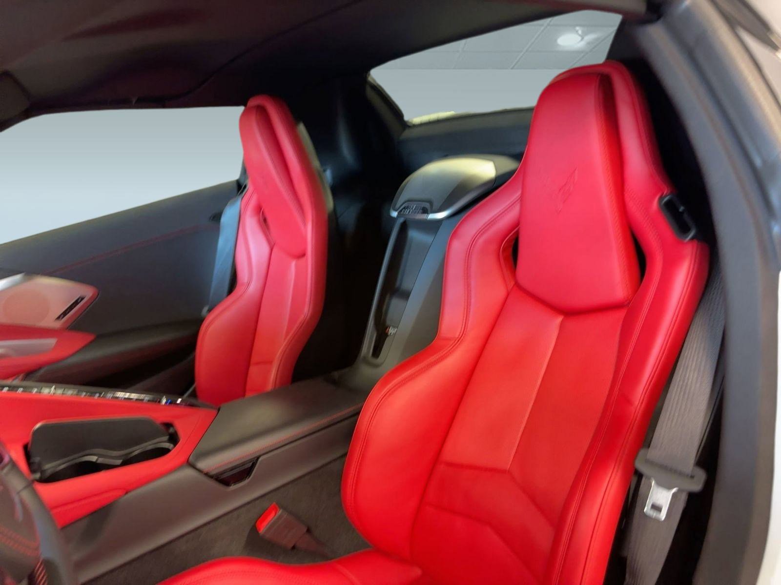 2025 Chevrolet Corvette Stingray 2LT Convertible photo 21