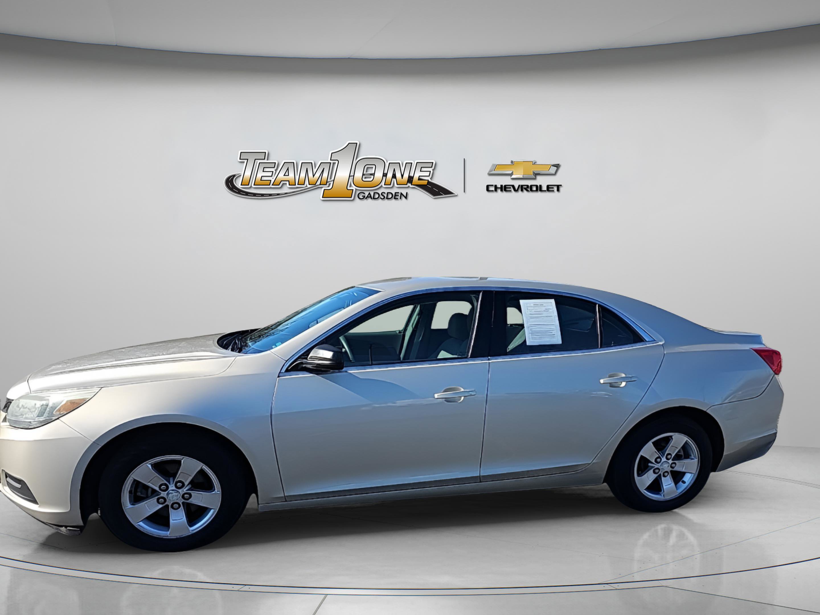 2015 Chevrolet Malibu LS photo 4
