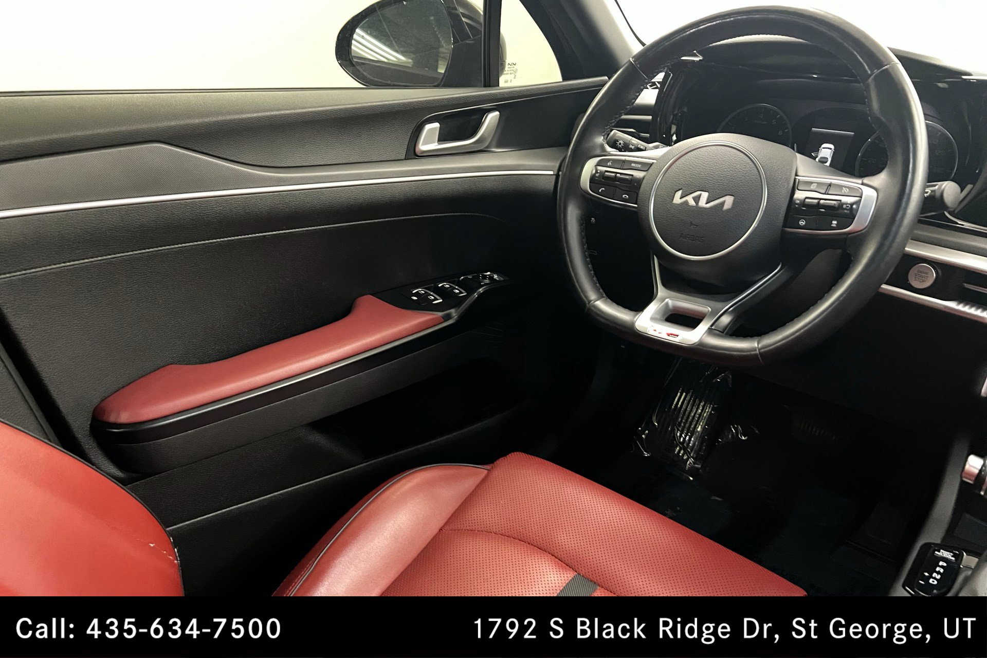 2022 Kia K5 GT-Line photo 11