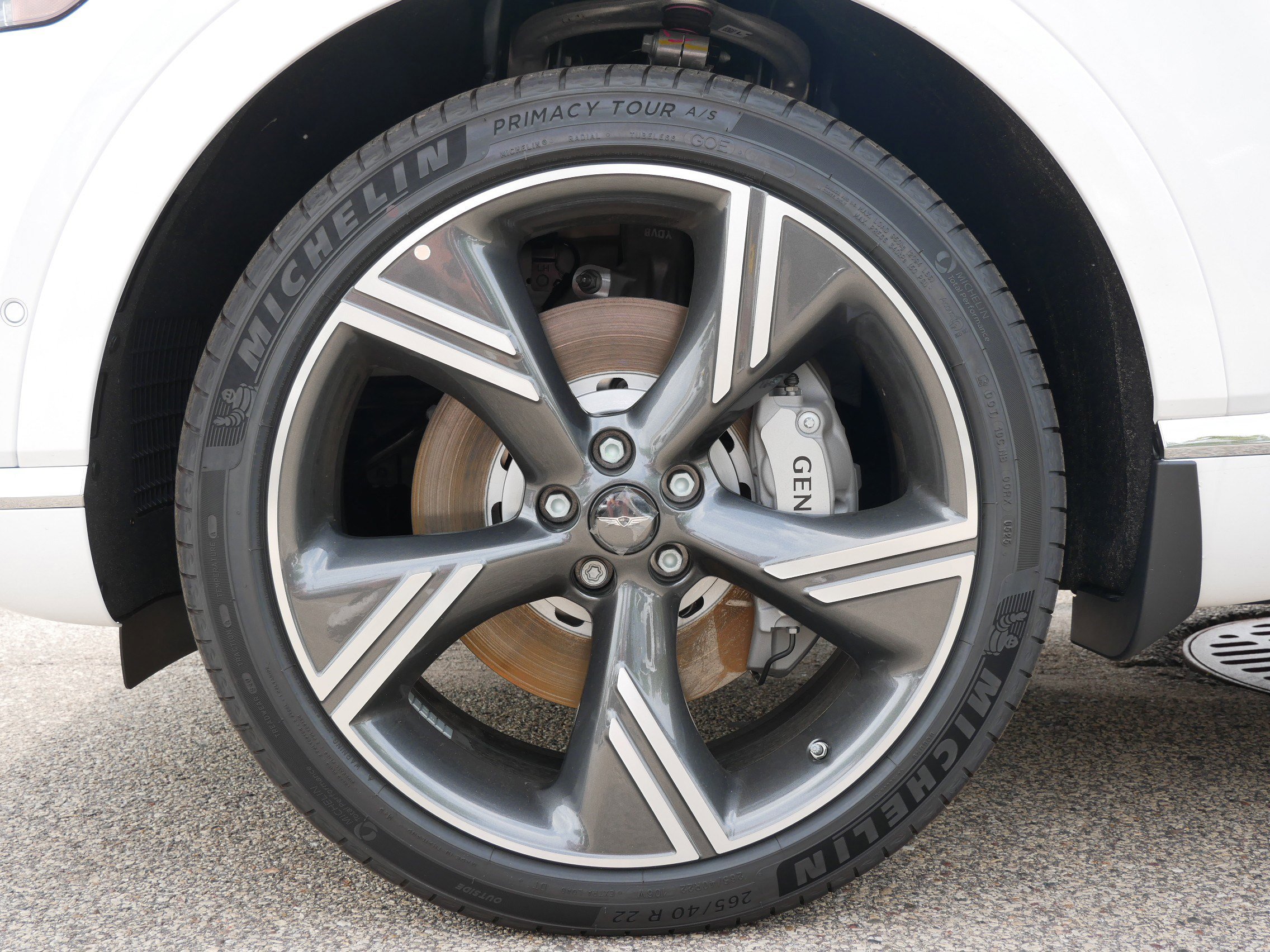 2025 Genesis GV80 3.5T Prestige AWD photo 3