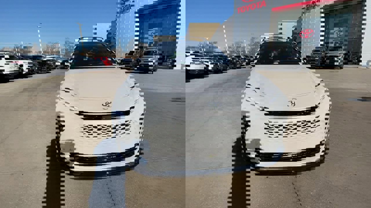 New 2025 Toyota Toyota Crown Signia Limited in Kansas City