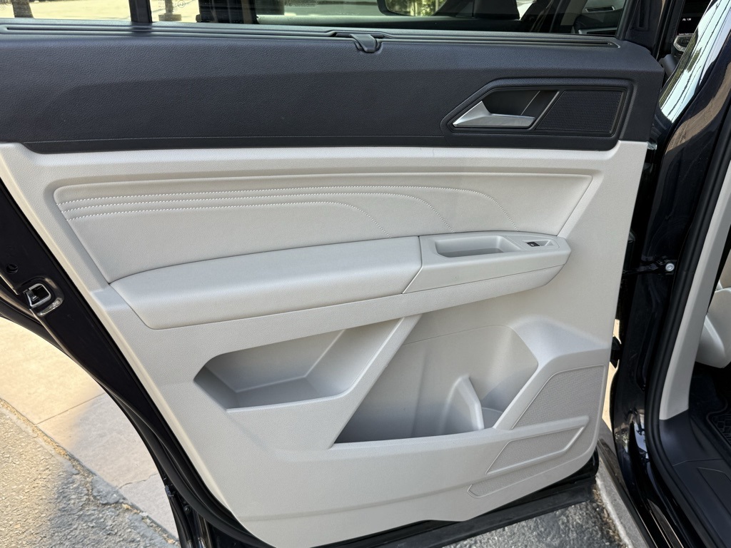 2022 Volkswagen Atlas V6 SE Technology photo 15