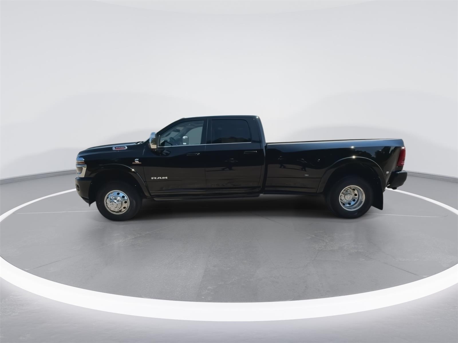 2026 Ram 3500 Limited Longhorn photo 4
