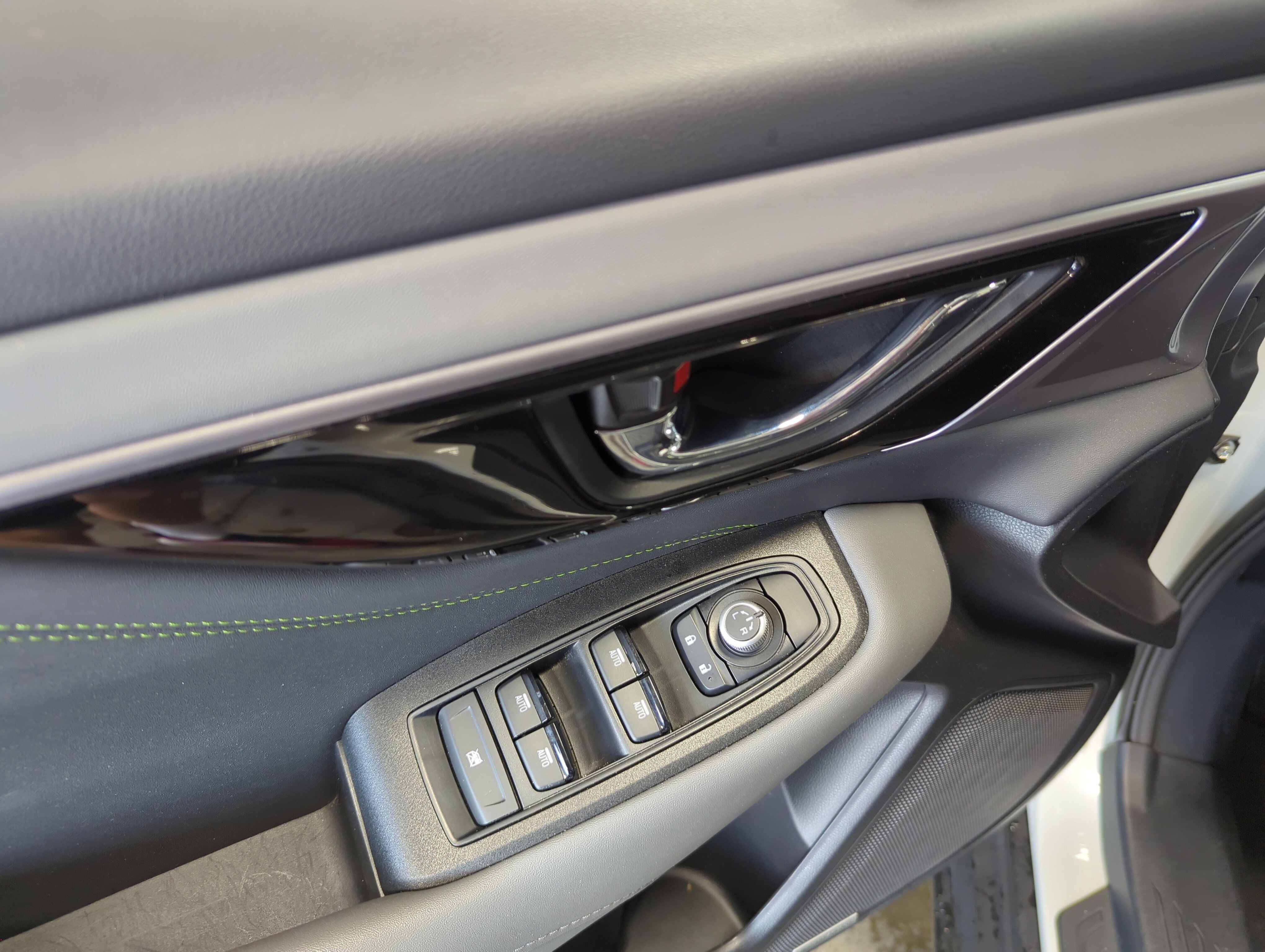 2024 Subaru Outback Onyx Edition XT photo 14