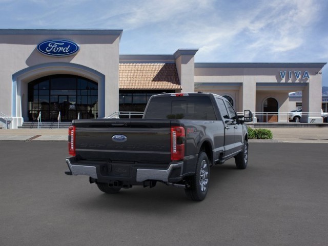 2024 Ford F-350 Lariat photo 8