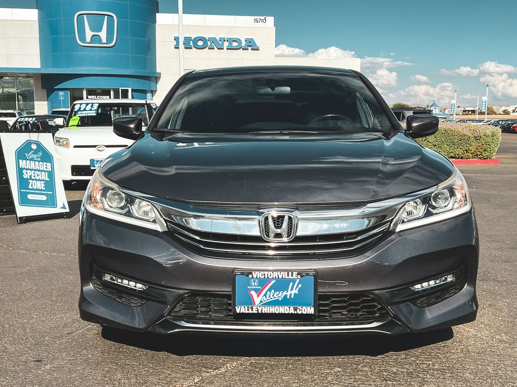 2017 Honda Accord Sport photo 13