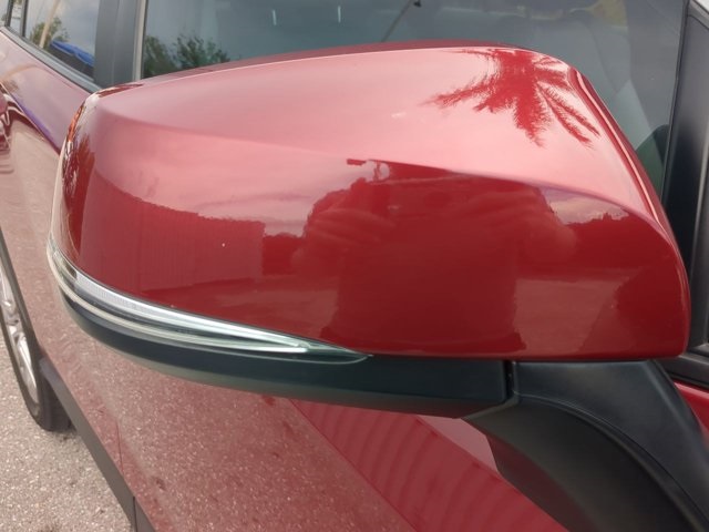 2023 Toyota RAV4 XLE Premium photo 11
