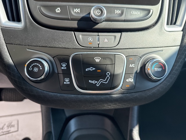 2024 Chevrolet Malibu LS photo 16