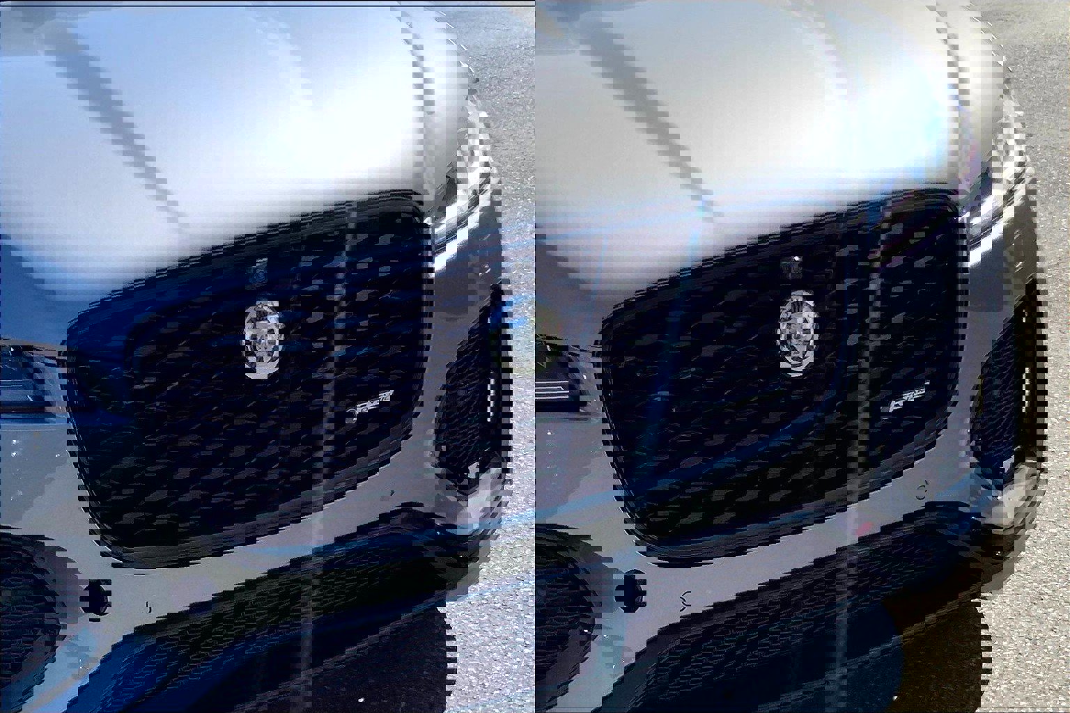 2024 Jaguar F-PACE P250 R-Dynamic S photo 30