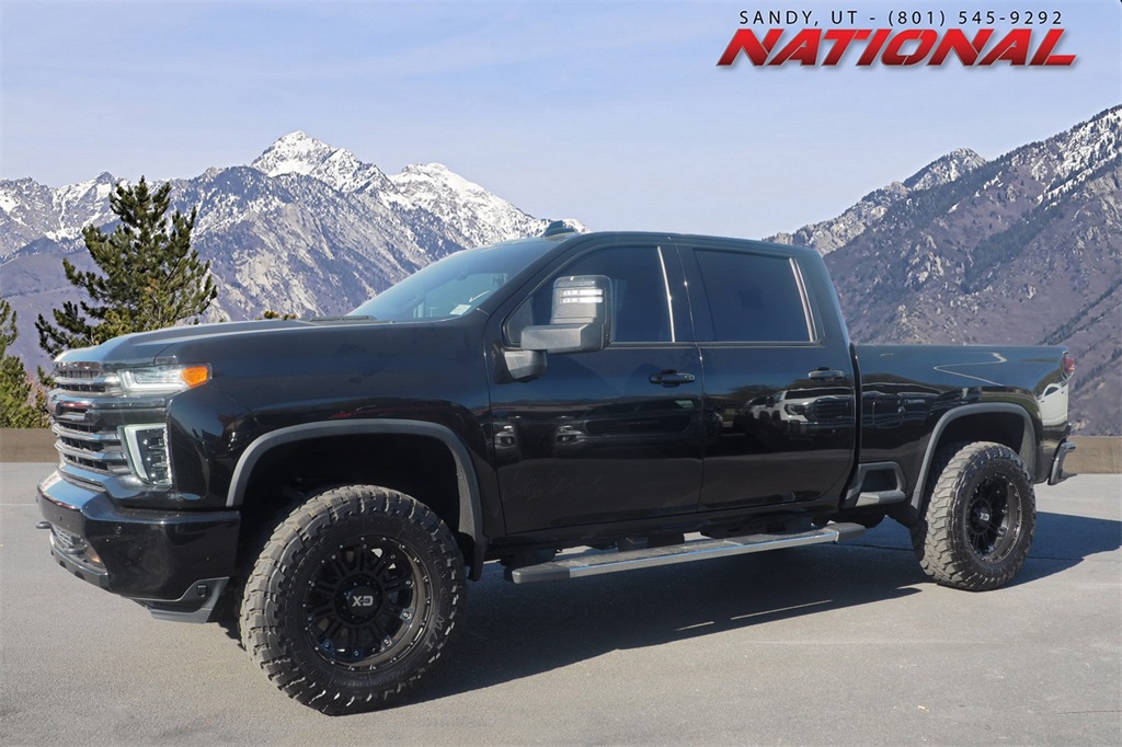 2022 Chevrolet Silverado 3500HD High Country's photo