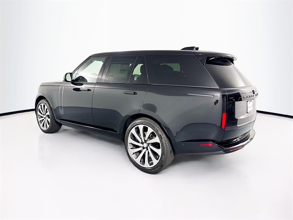 2025 Land Rover Range Rover SE photo 7