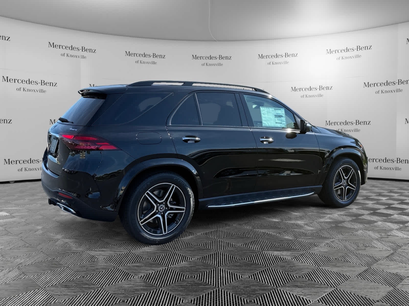 2026 Mercedes Benz GLE 350 4MATIC photo 4