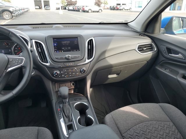 2024 Chevrolet Equinox LT photo 4
