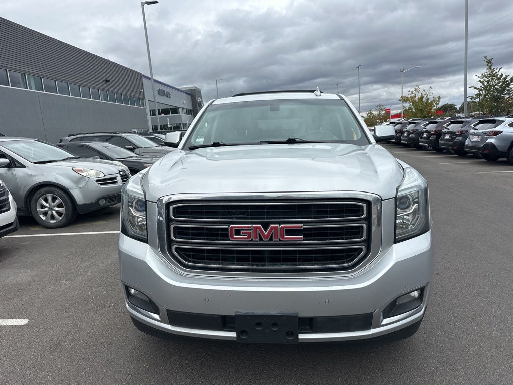 2017 Gmc Yukon XL SLE photo 2
