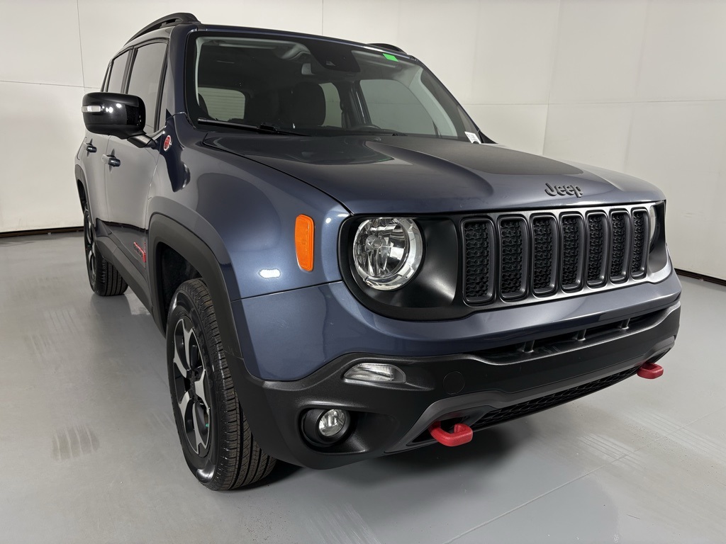 2022 Jeep Renegade Trailhawk photo 2