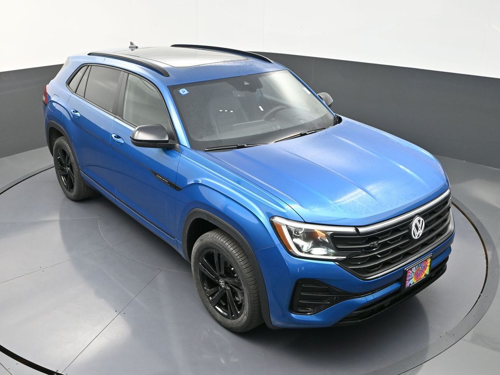2025 Volkswagen Atlas Cross Sport SEL R-Line photo 10