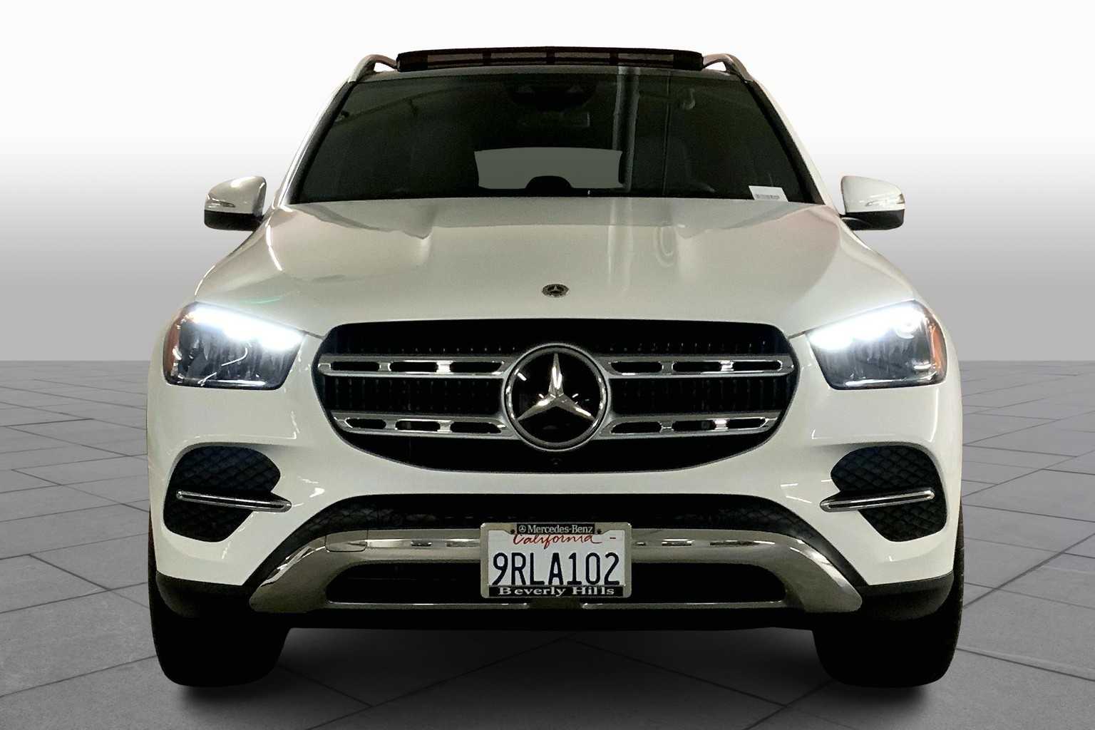 2025 Mercedes Benz GLE 350 4MATIC photo 2