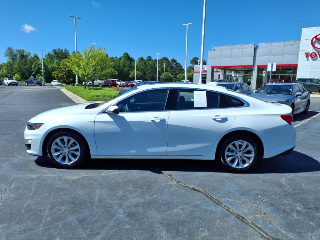 2024 Chevrolet Malibu 1LT photo 2