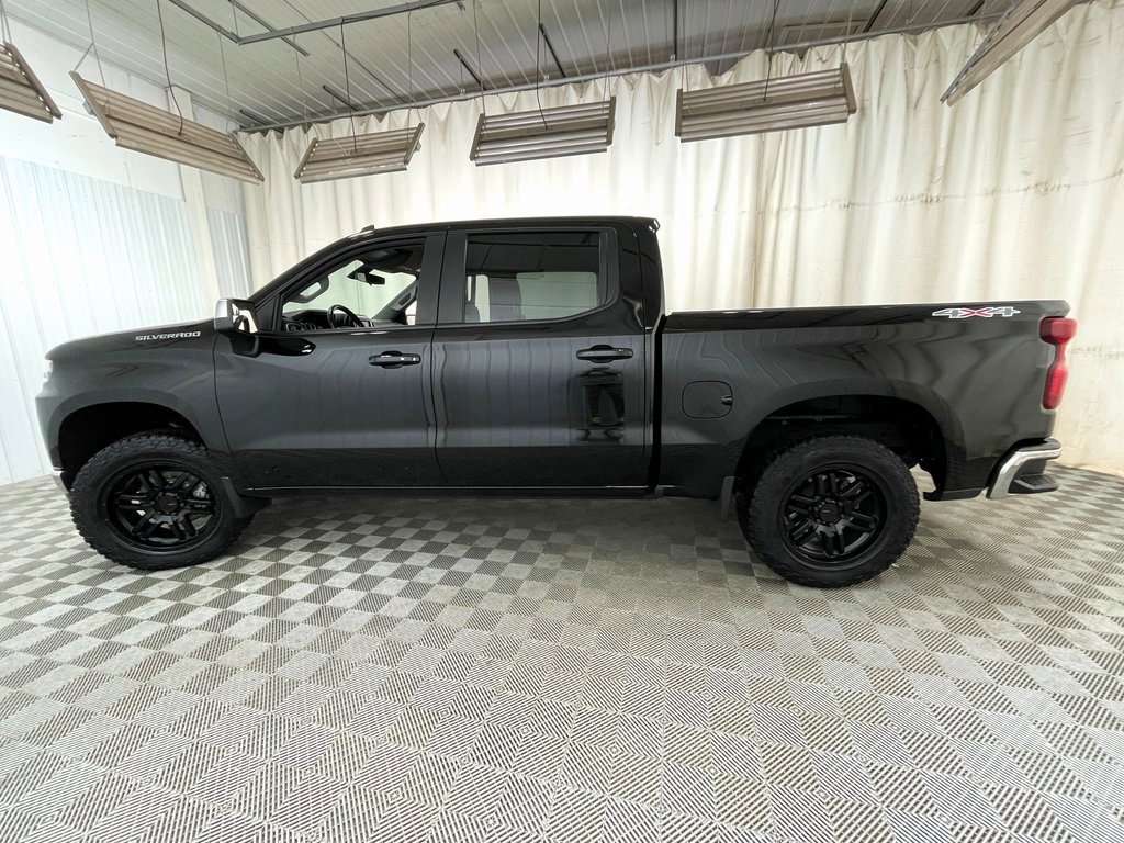 2021 Chevrolet Silverado 1500 LT photo 13