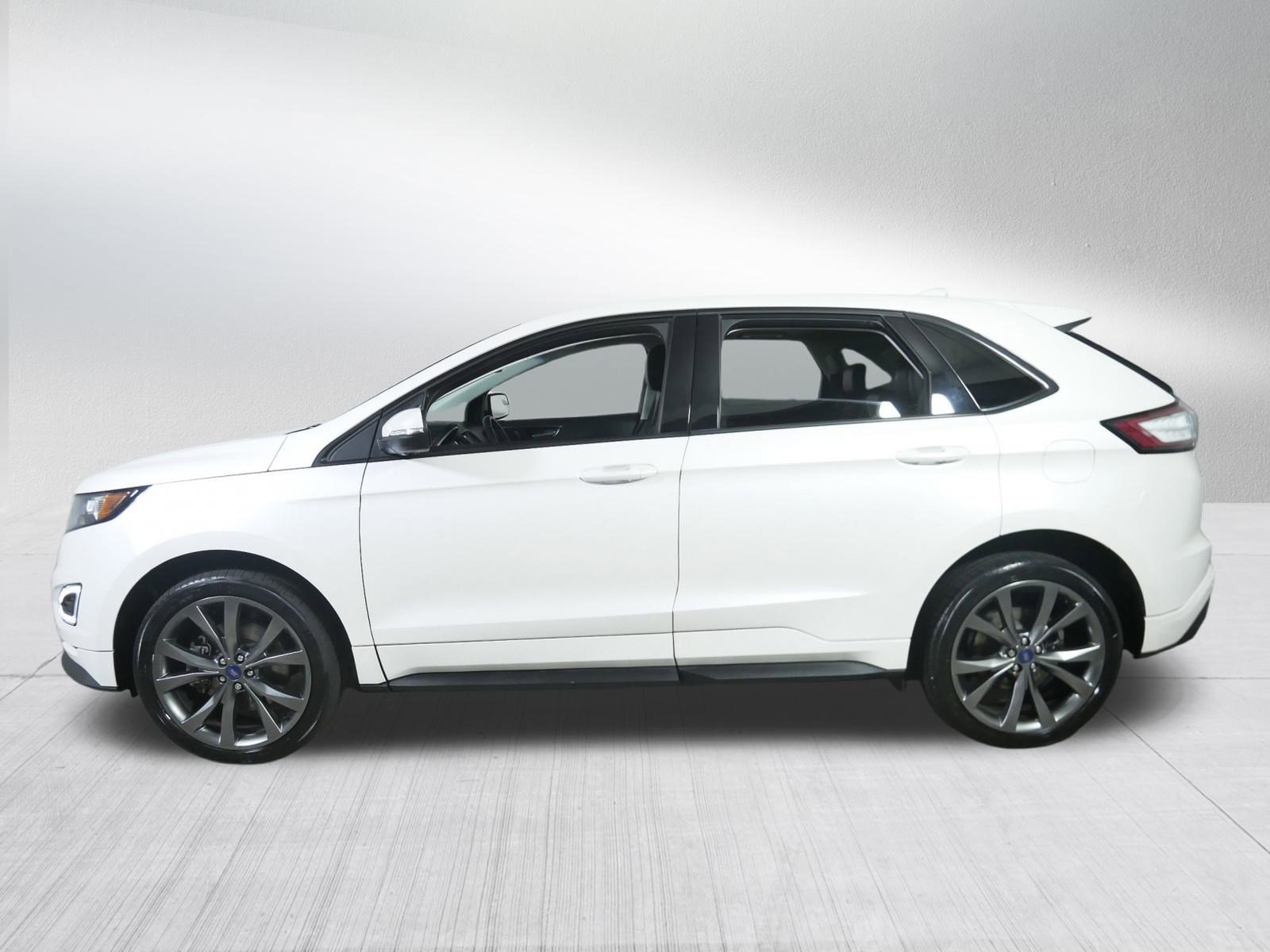 2018 Ford Edge Sport photo 4