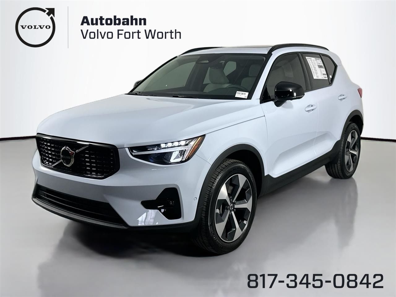 2026 Volvo XC40 Plus's photo