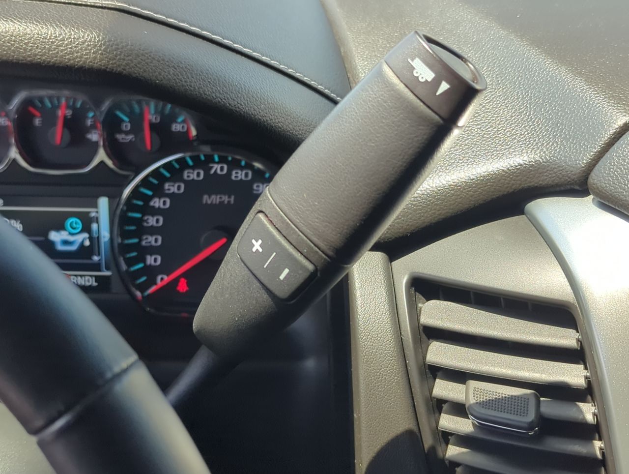 2020 Chevrolet Tahoe LT photo 14
