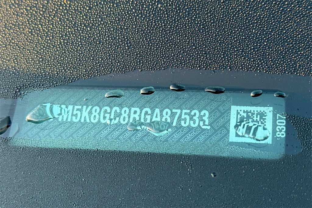 2024 Ford Explorer ST photo 4