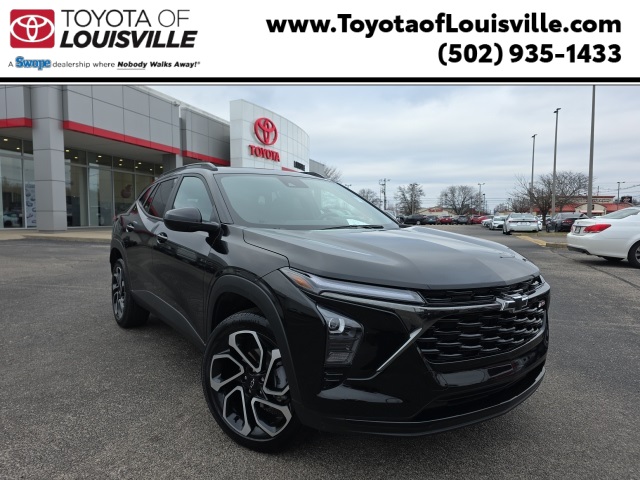 2025 Chevrolet Trax RS's photo