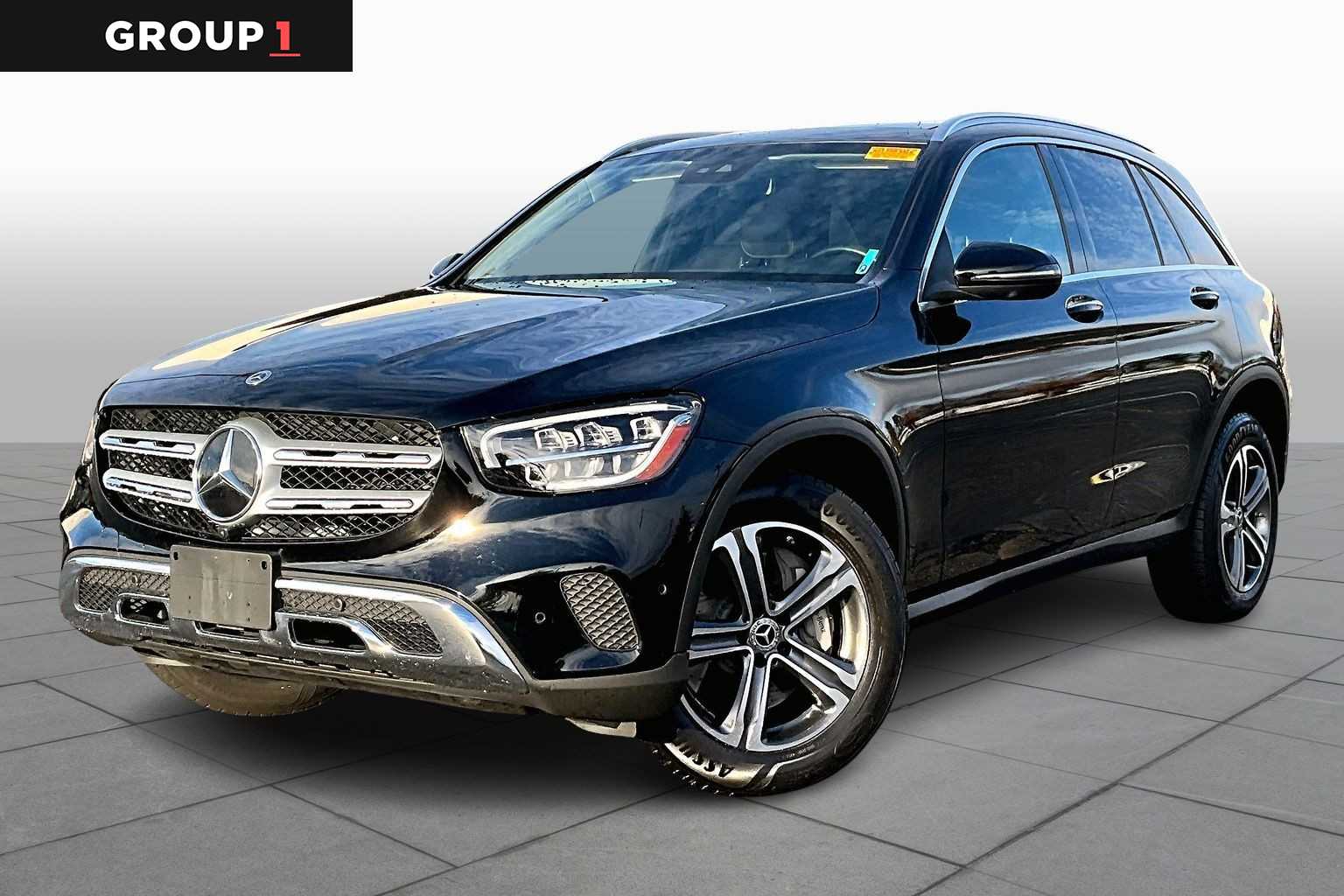 2022 Mercedes-Benz GLC GLC300's photo