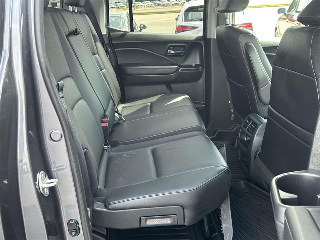 2020 Honda Ridgeline RTL photo 4