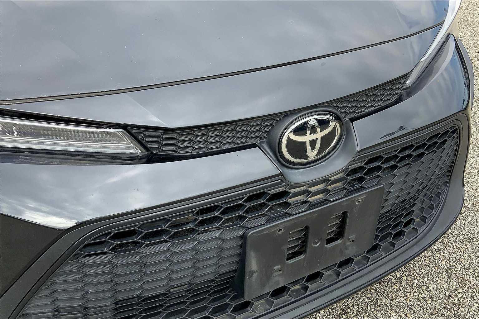 2022 Toyota Corolla LE photo 54