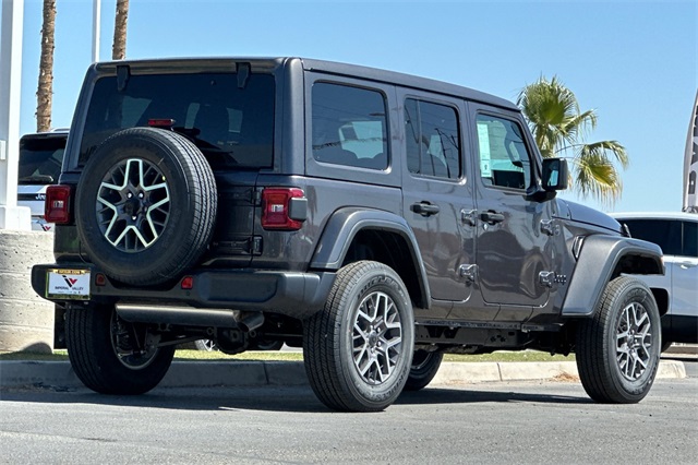 2025 Jeep Wrangler Sahara photo 6