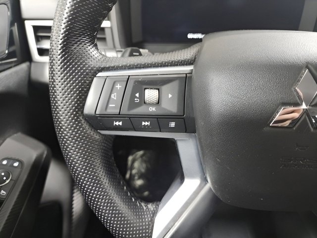 2022 Mitsubishi Outlander SEL photo 17