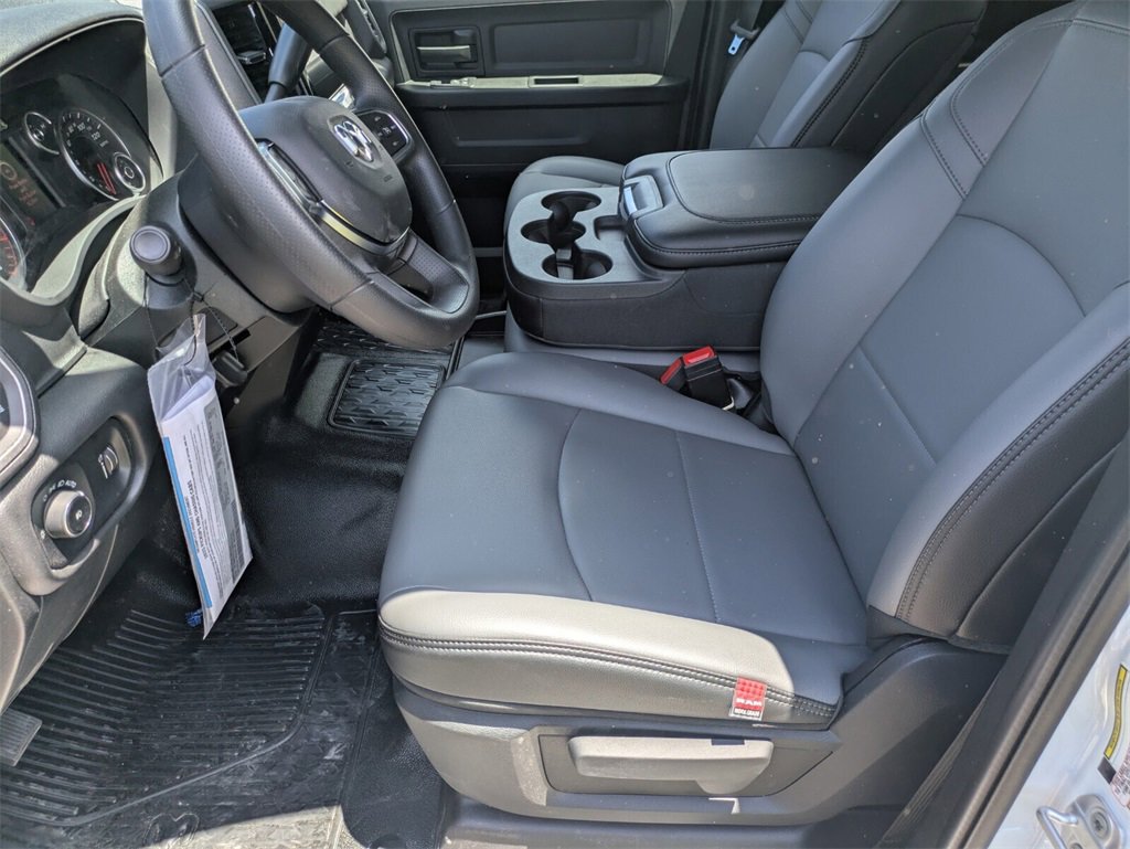 2025 Ram 3500 Tradesman photo 13