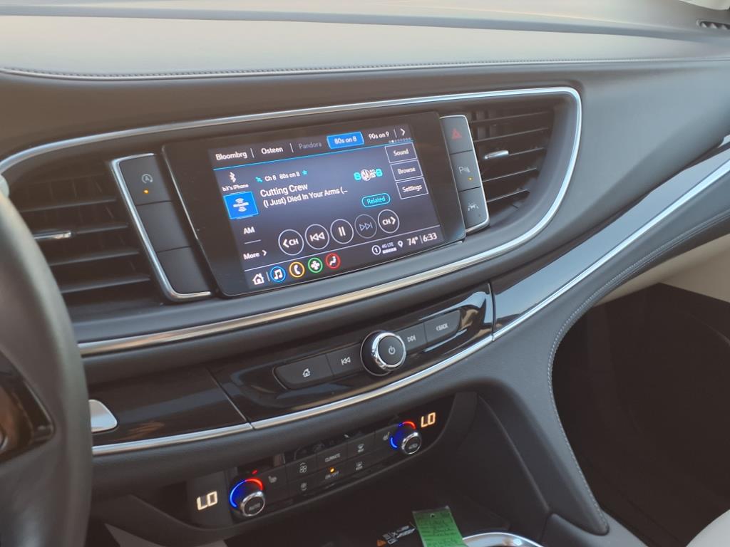 2023 Buick Enclave Essence photo 7