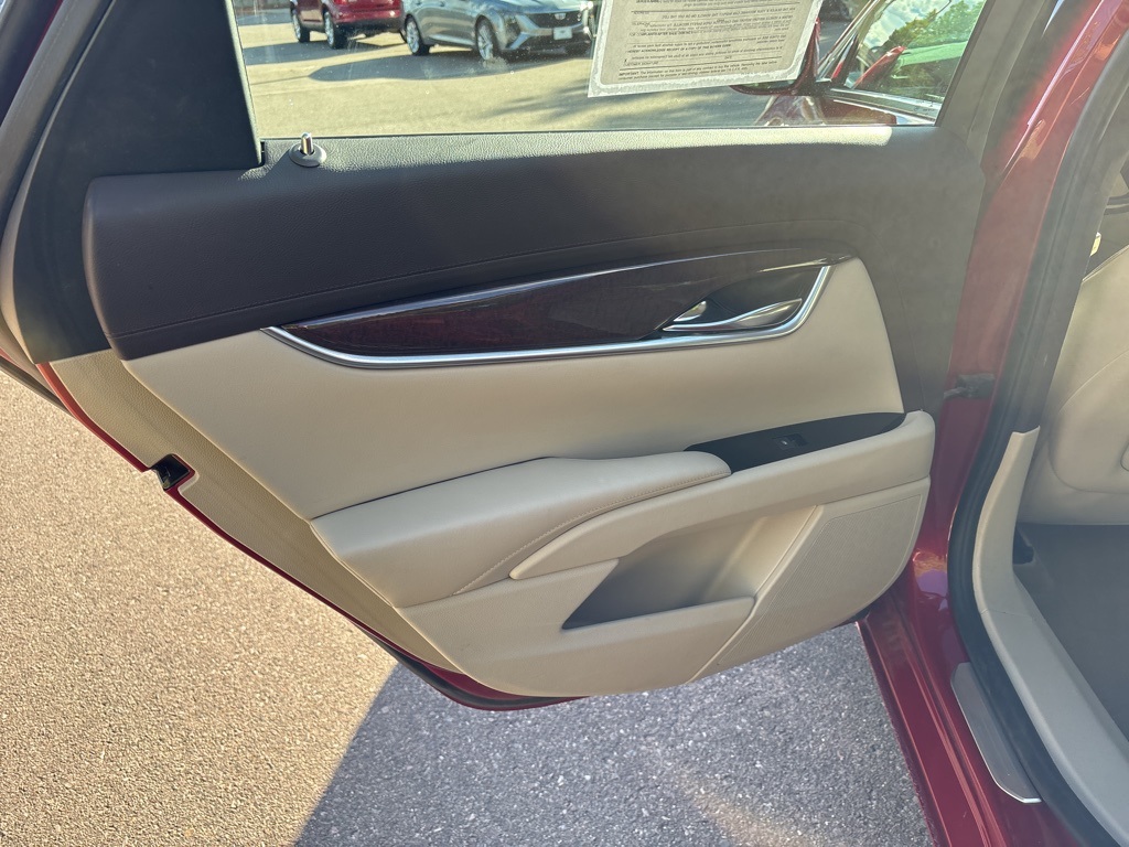 2014 Cadillac XTS Luxury photo 12