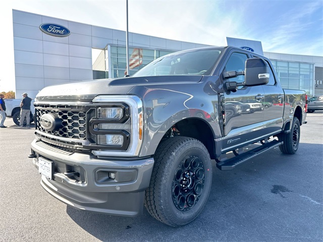 2026 Ford F-250 Super Duty Lariat's photo