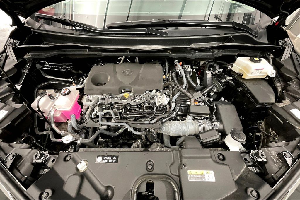 2022 Toyota Sienna XLE photo 10