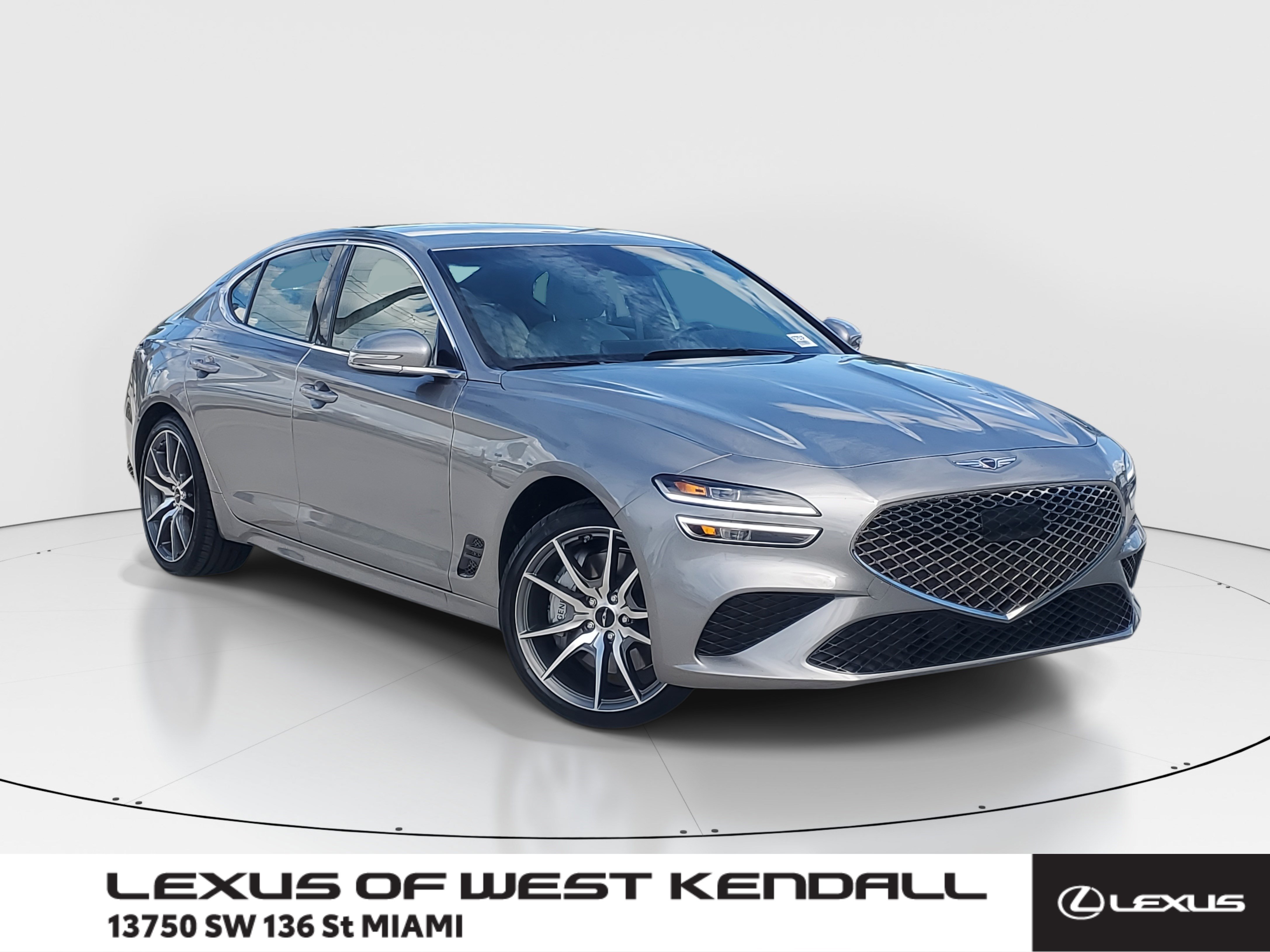 2025 GENESIS G70 Standard's photo