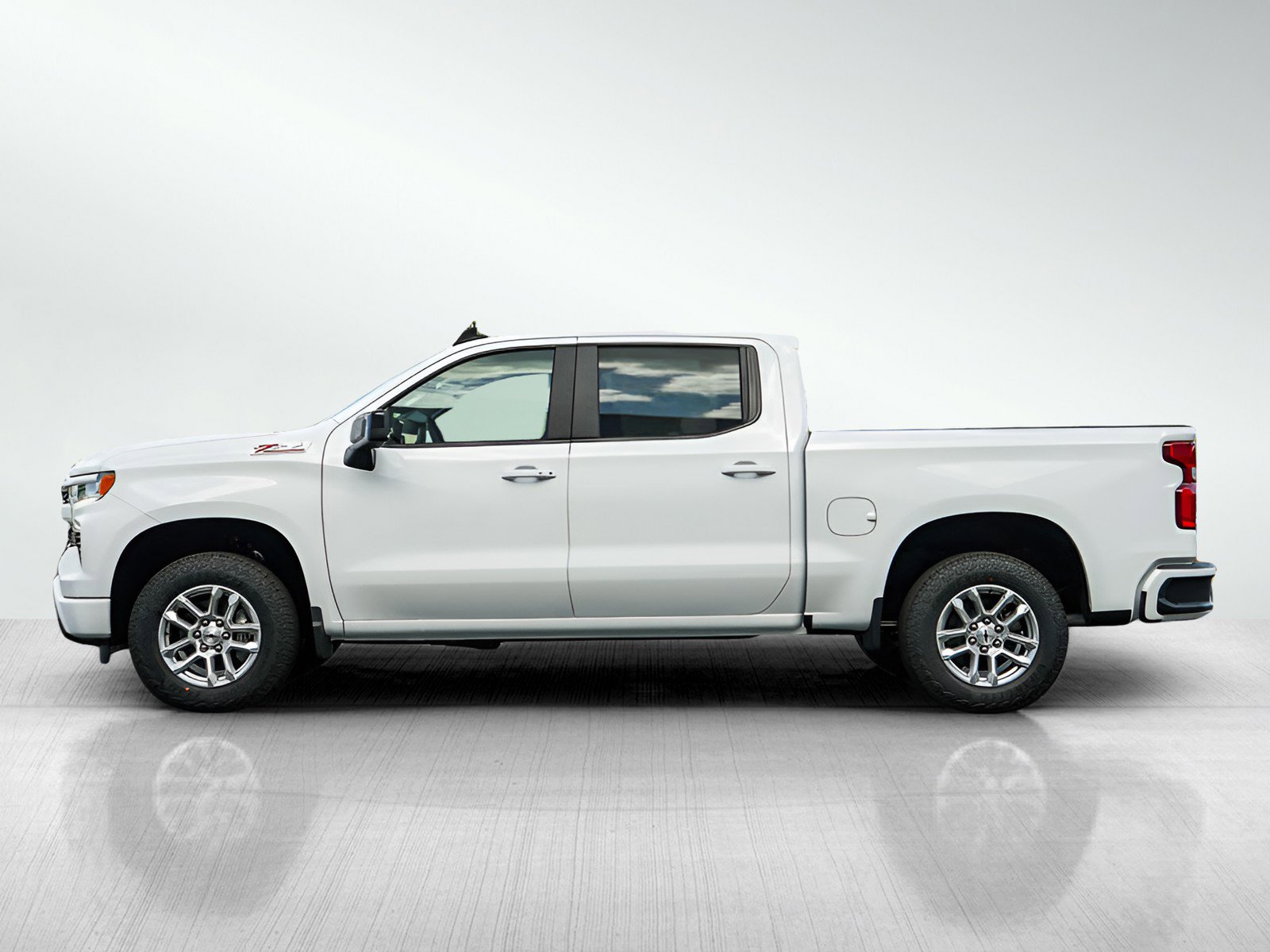 2025 Chevrolet Silverado 1500 RST photo 3
