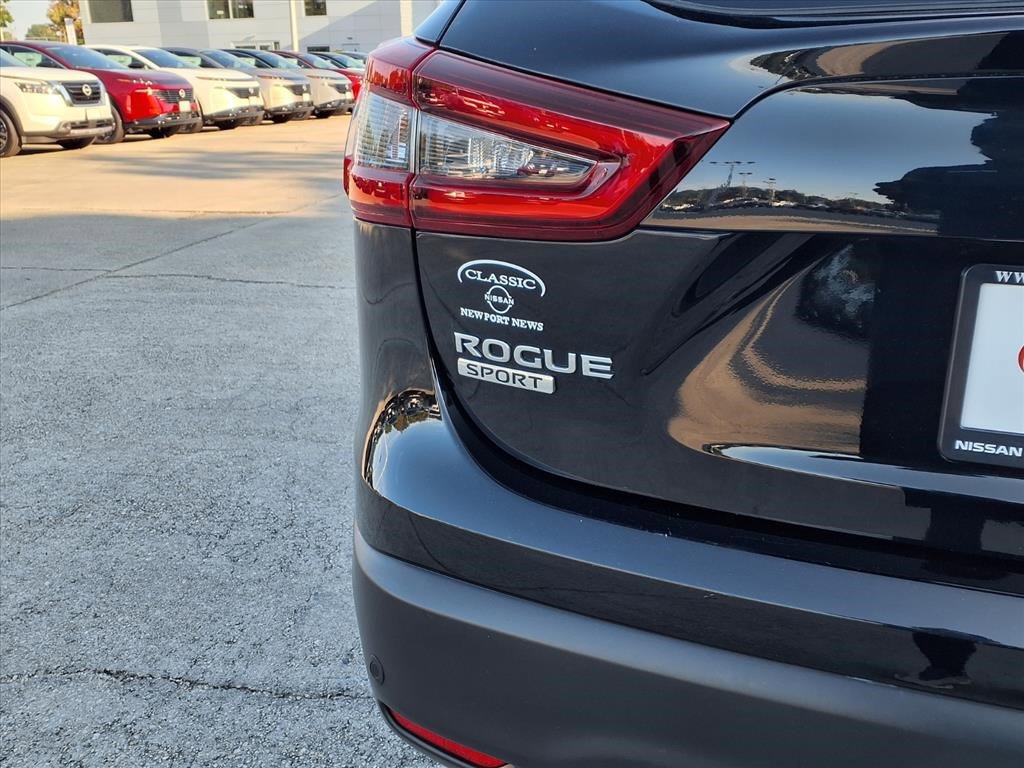 2022 Nissan Rogue Sport SL photo 8