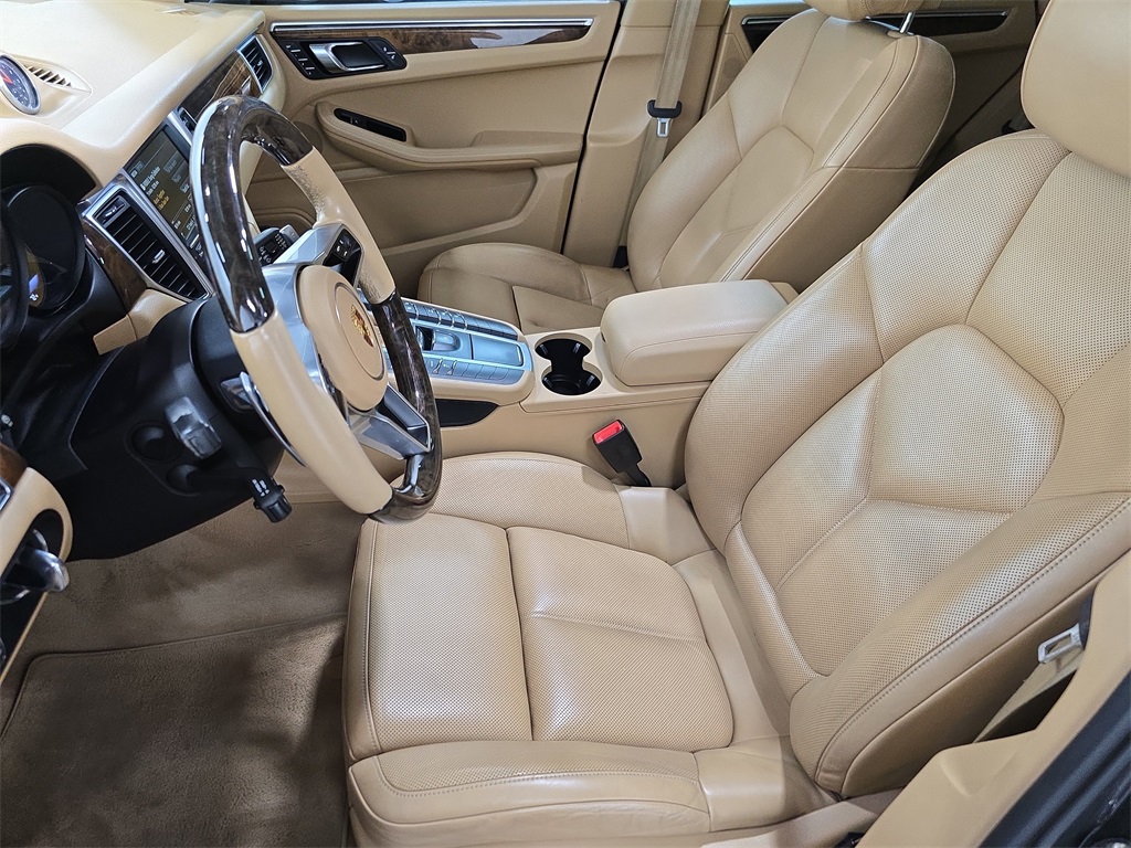 2015 Porsche Macan S photo 4