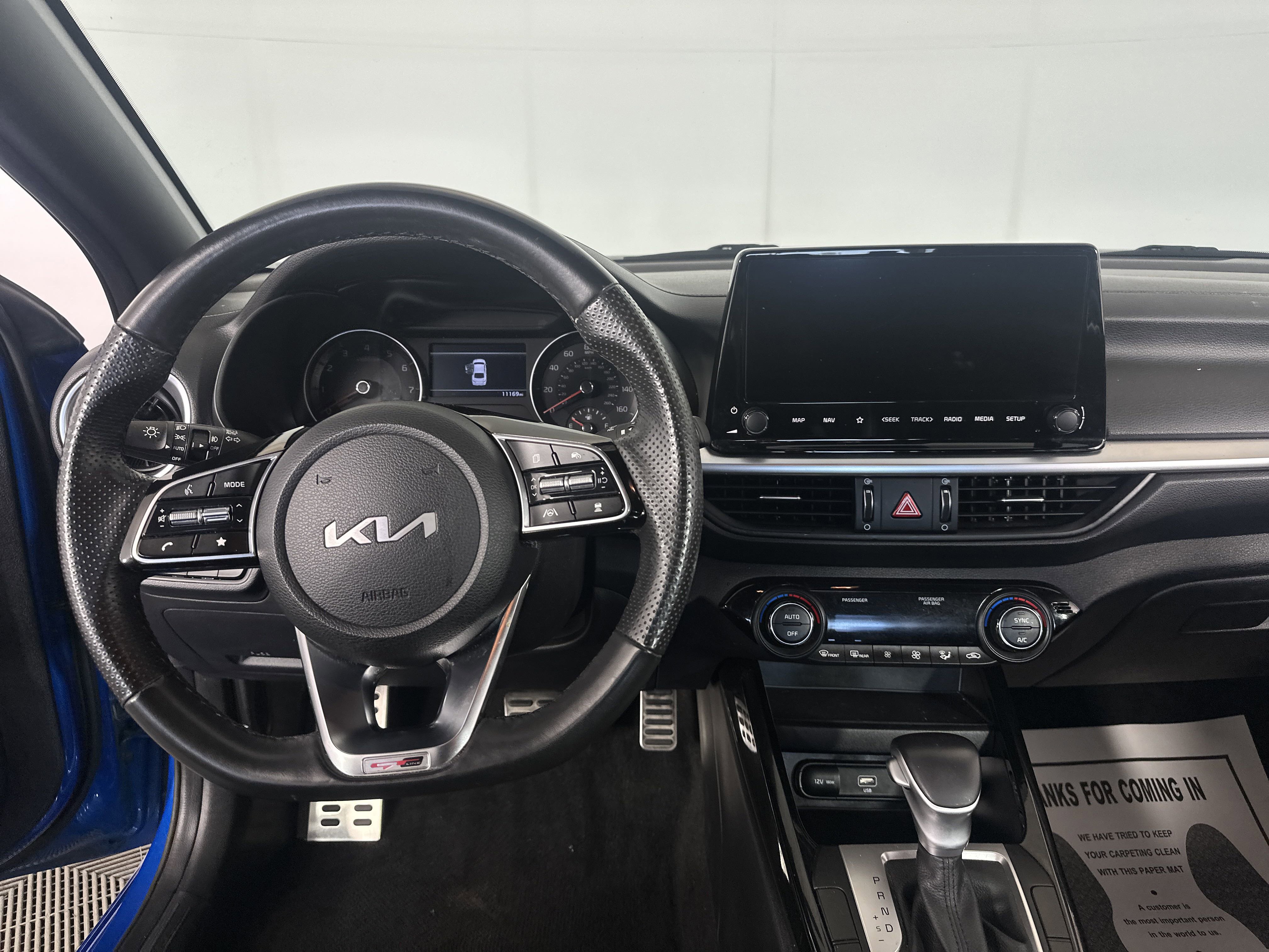 2023 Kia Forte GT-Line photo 2