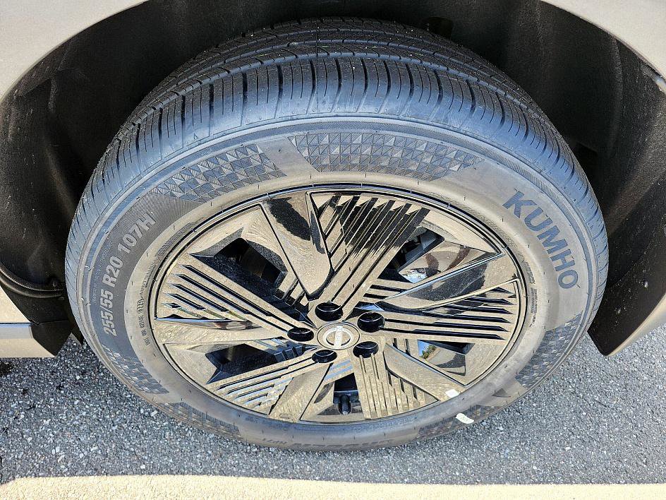 2025 Nissan Murano SV photo 13
