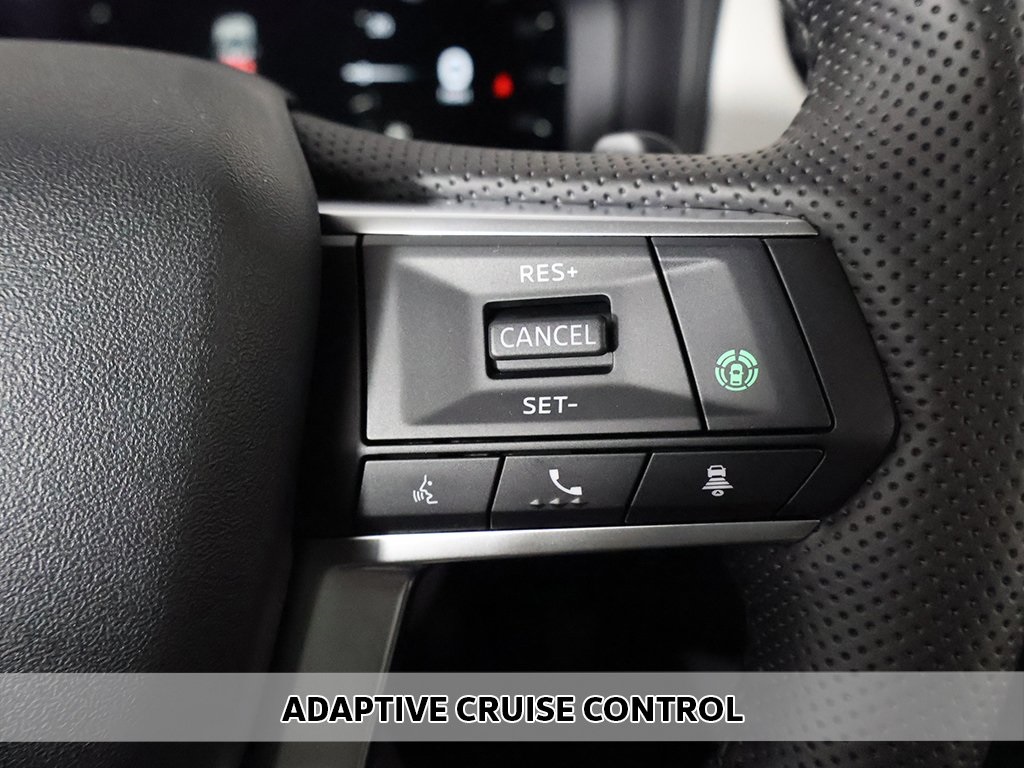 2025 Mitsubishi Outlander SE photo 4